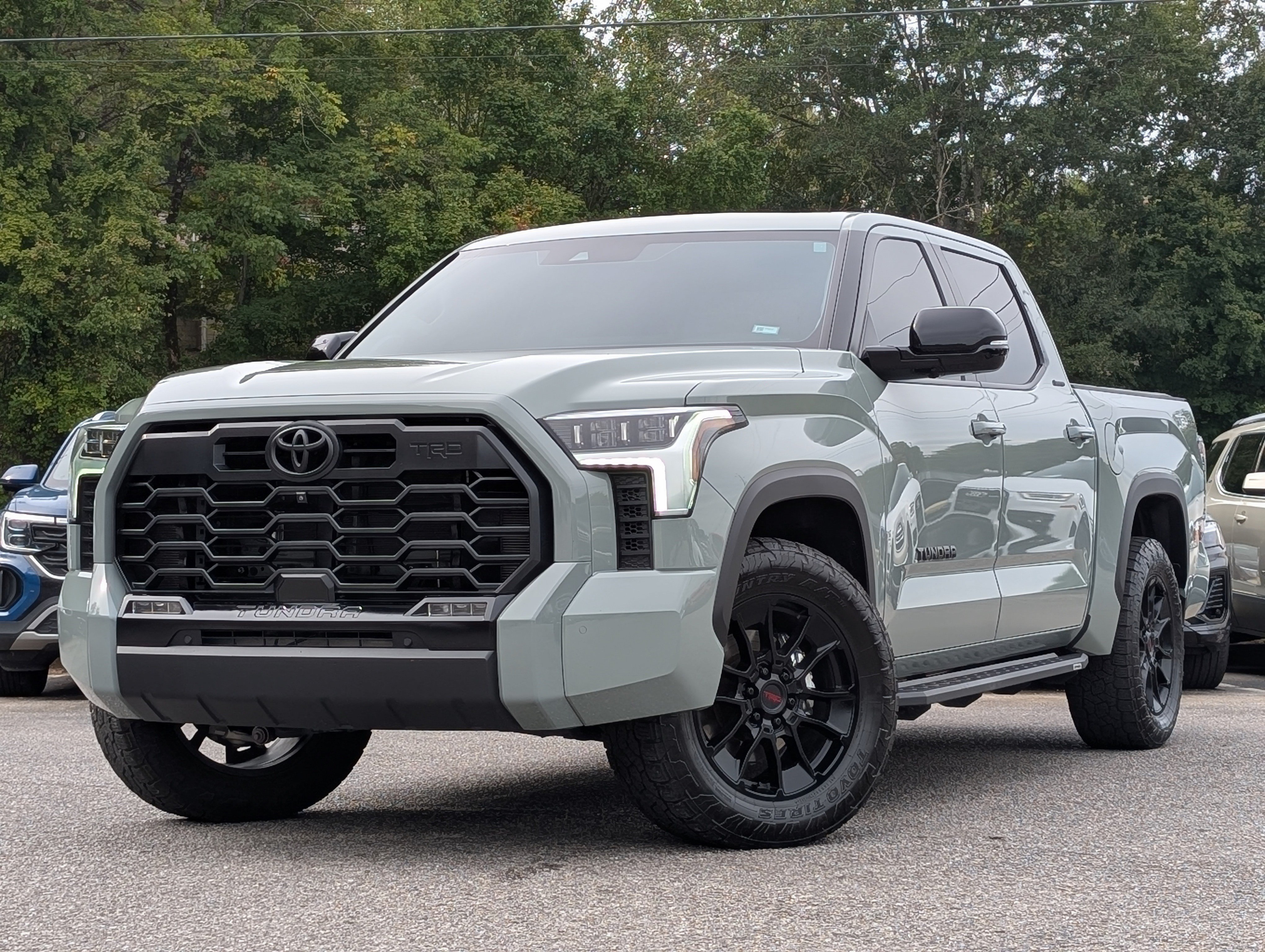 Used 2024 Toyota Tundra Limited w/ TRD Off-Road Package AWD/4WD image 4