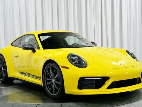 Used 2023 Porsche 911 Carrera T image 42