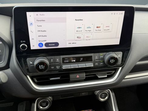 Used 2025 Toyota Grand Highlander XLE image 23