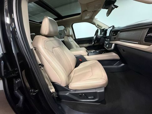 Used 2024 Ford Expedition Max Limited AWD/4WD image 13