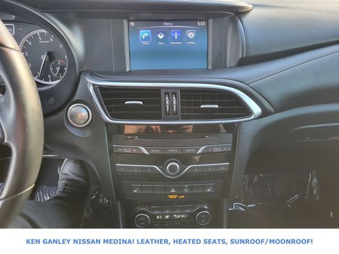 Used 2018 INFINITI QX30 Premium w/ Cargo Package image 26