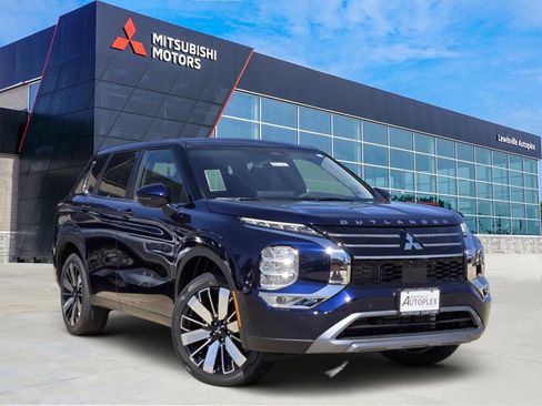 New 2026 Mitsubishi Outlander SE AWD/4WD image 1