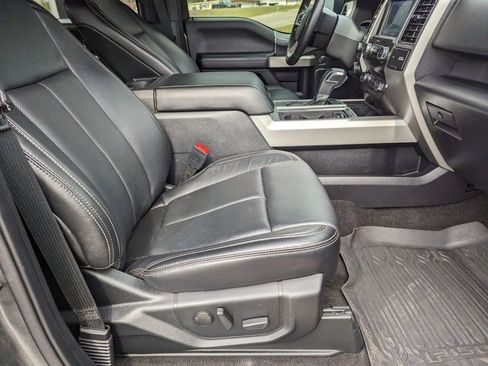 Used 2020 Ford F150 Lariat image 25