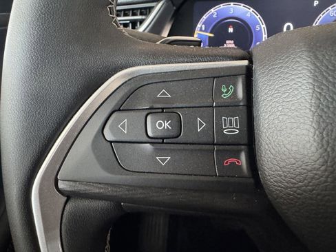 Used 2025 Jeep Grand Cherokee Laredo X w/ Luxury Tech Group I image 20