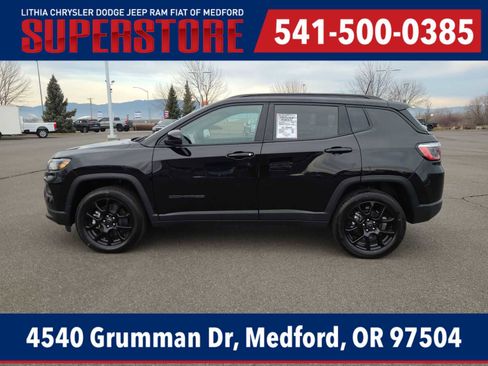 New 2026 Jeep Compass Latitude AWD/4WD image 11