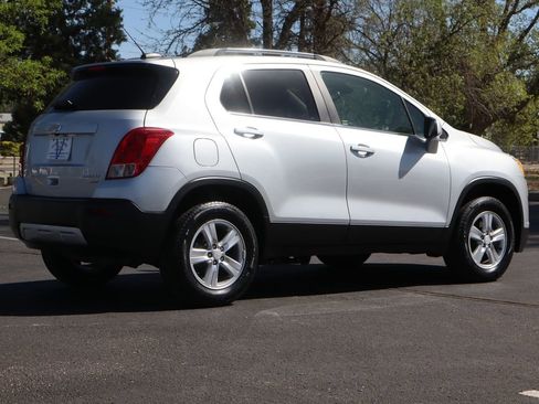 Used 2016 Chevrolet Trax LT AWD/4WD image 5