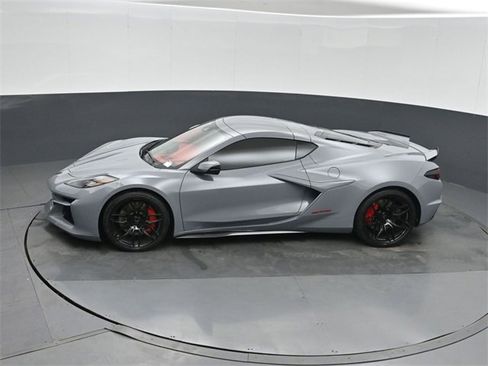Used 2024 Chevrolet Corvette Z06 image 35