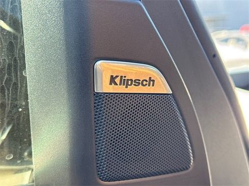 New 2026 Nissan Armada SL w/ Captain's Chari Seat Package image 22