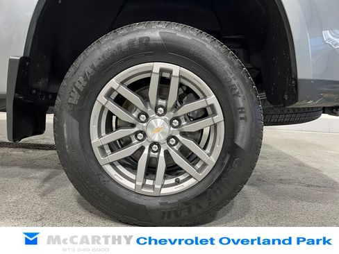 Used 2024 Chevrolet Colorado LT w/ LT Convenience Package AWD/4WD image 27
