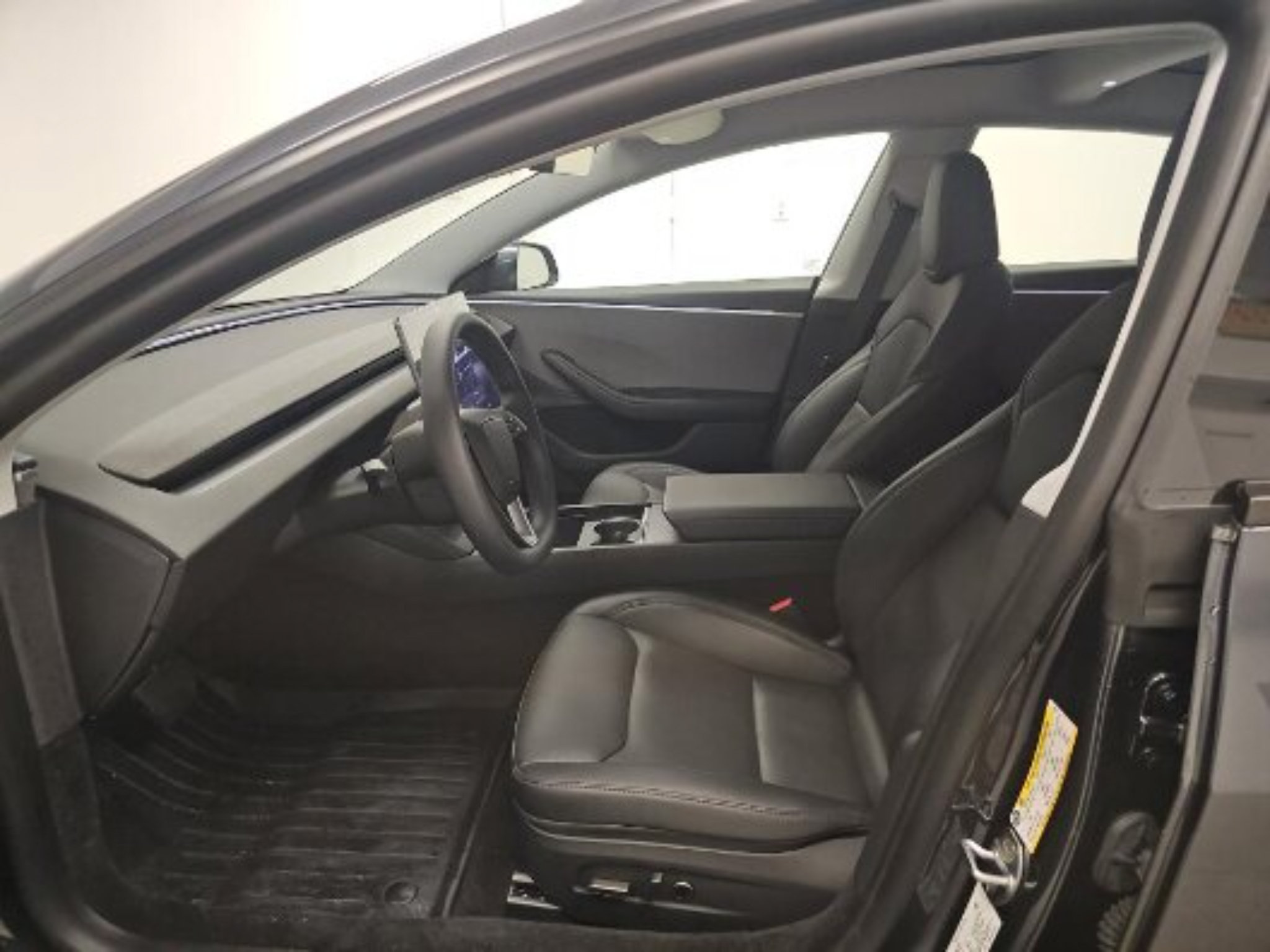 Used 2026 Tesla Model 3 RWD image 3