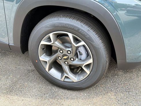 New 2025 Chevrolet Trax LT w/ Driver Confidence Package image 5