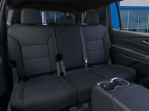 New 2027 Chevrolet Traverse LT w/ Driver Confidence Package FWD image 17