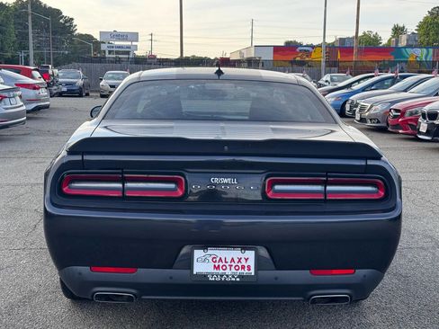 Used 2017 Dodge Challenger SXT w/ Blacktop Package RWD image 5