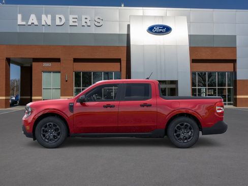 New 2026 Ford Maverick XLT w/ XLT Luxury Package image 3