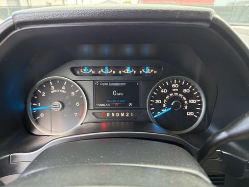 Used 2017 Ford F150 XLT w/ Equipment Group 302A Luxury AWD/4WD image 28