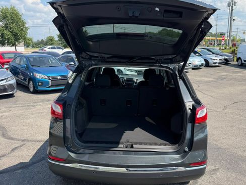 Used 2021 Chevrolet Equinox LT AWD/4WD image 36
