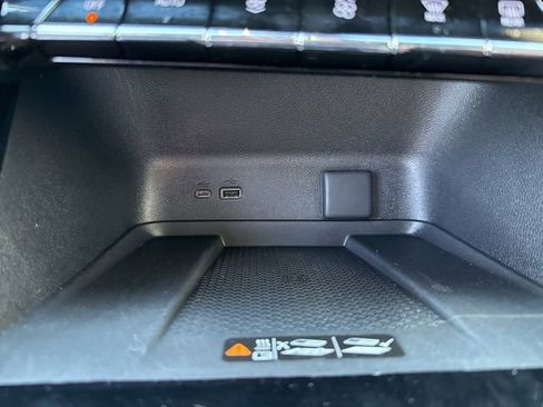 Used 2024 Chevrolet Traverse RS w/ LPO, Floor Liner Package image 23