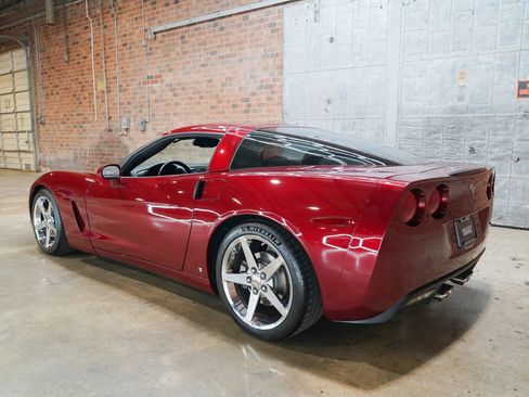 Used 2007 Chevrolet Corvette Coupe RWD image 9