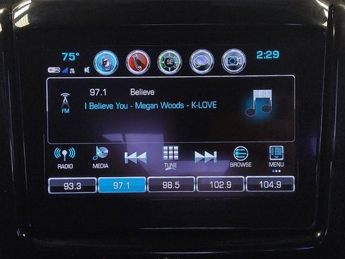 Used 2019 Chevrolet Traverse Premier w/ Driver Confidence II Package FWD image 25