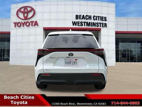 Certified 2025 Toyota bZ4X FWD image 10