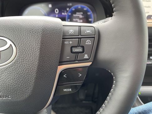 Used 2026 Toyota Crown Nightshade image 27