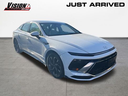 Used 2024 Hyundai Sonata SEL AWD/4WD image 1