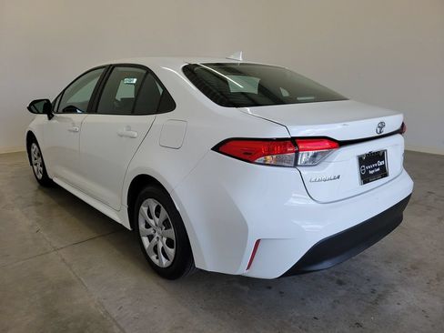 Used 2024 Toyota Corolla LE FWD image 7