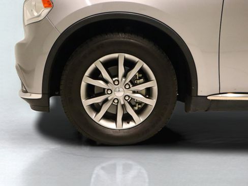 Used 2018 Dodge Durango SXT w/ 3rd Row Seating Group image 7