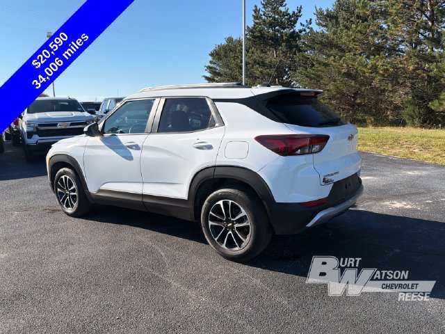 Used 2024 Chevrolet TrailBlazer LT w/ LT Cold Weather Package FWD image 5