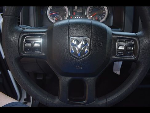 Used 2020 RAM 1500 Tradesman RWD image 11
