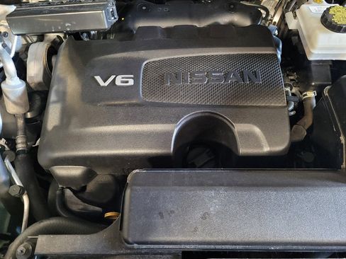 Used 2020 Nissan Pathfinder SV FWD image 30