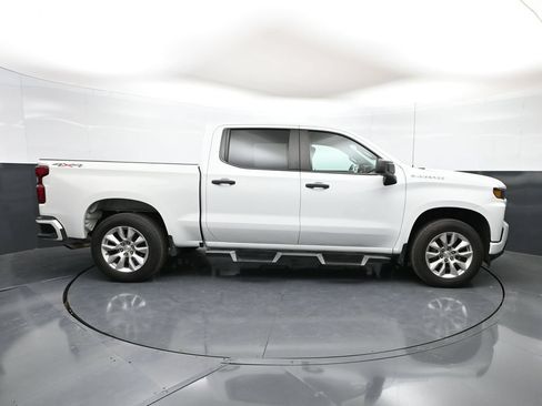 Used 2022 Chevrolet Silverado 1500 Custom AWD/4WD image 26