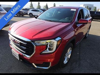 Used 2024 GMC Terrain SLE