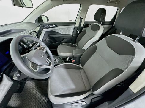 Used 2022 Volkswagen Taos S FWD image 13