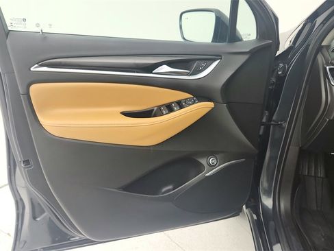 Used 2019 Buick Enclave Essence image 26