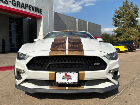 Used 2022 Ford Mustang GT Premium w/ GT Performance Package RWD image 6