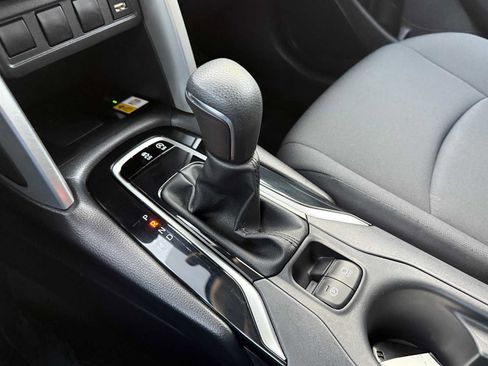 Certified 2022 Toyota Corolla Cross LE image 26