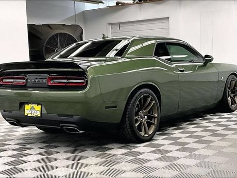 Used 2021 Dodge Challenger R/T Scat Pack w/ Dynamics Package RWD image 14