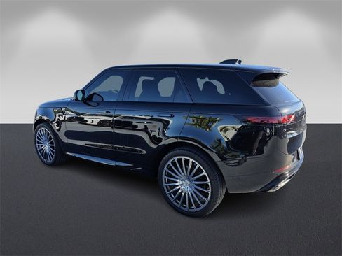 Used 2024 Land Rover Range Rover Sport Dynamic SE image 6