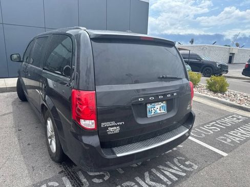 Used 2019 Dodge Grand Caravan SXT FWD image 5