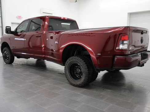 Used 2023 RAM 3500 Big Horn w/ Night Edition image 6
