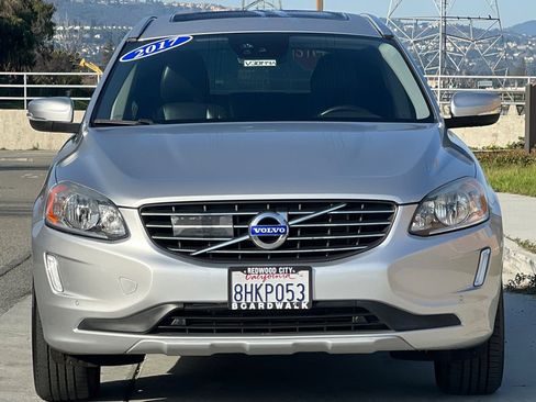 Used 2017 Volvo XC60 T5 Inscription w/ Advanced Package image 8