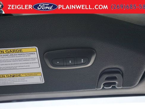 Used 2022 Jeep Wrangler Unlimited Sahara w/ Cold Weather Group AWD/4WD image 30