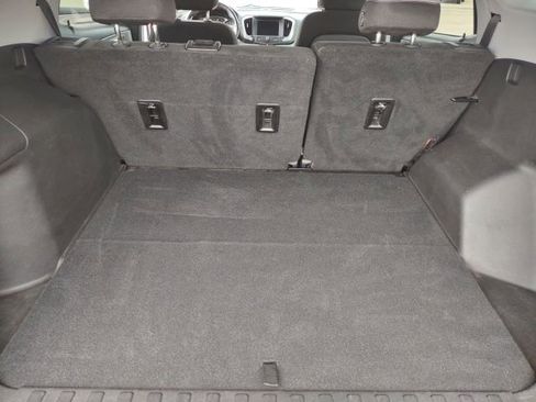Used 2019 GMC Terrain SLE w/ Driver Convenience Package FWD image 19