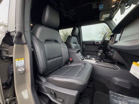 New 2025 Ford Bronco Outer Banks image 31