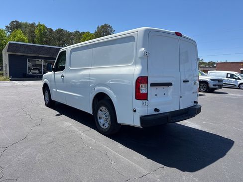 Used 2020 Nissan NV 1500 SV RWD image 3