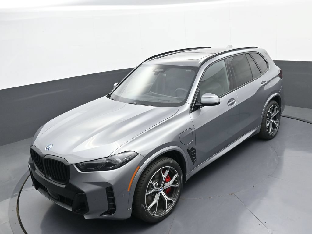 New 2026 BMW X5 xDrive50e w/ M Sport Package AWD/4WD image 32