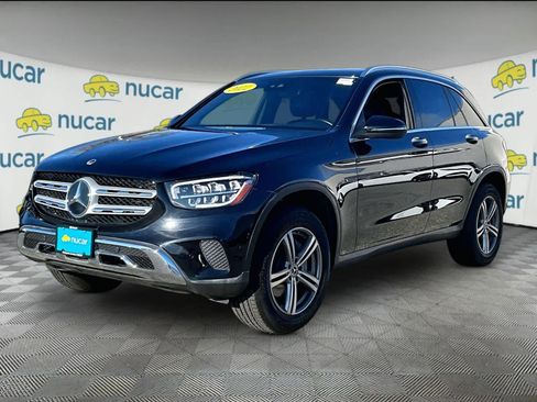 Used 2022 Mercedes-Benz GLC 300 4MATIC w/ Premium Package Lite image 3