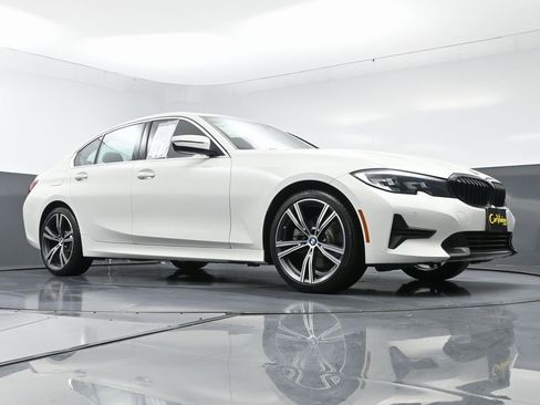 Used 2021 BMW 330e w/ Driving Assistance Package image 47