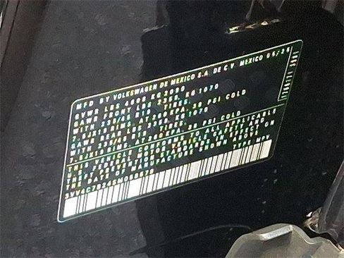 New 2025 Volkswagen Taos SEL image 24